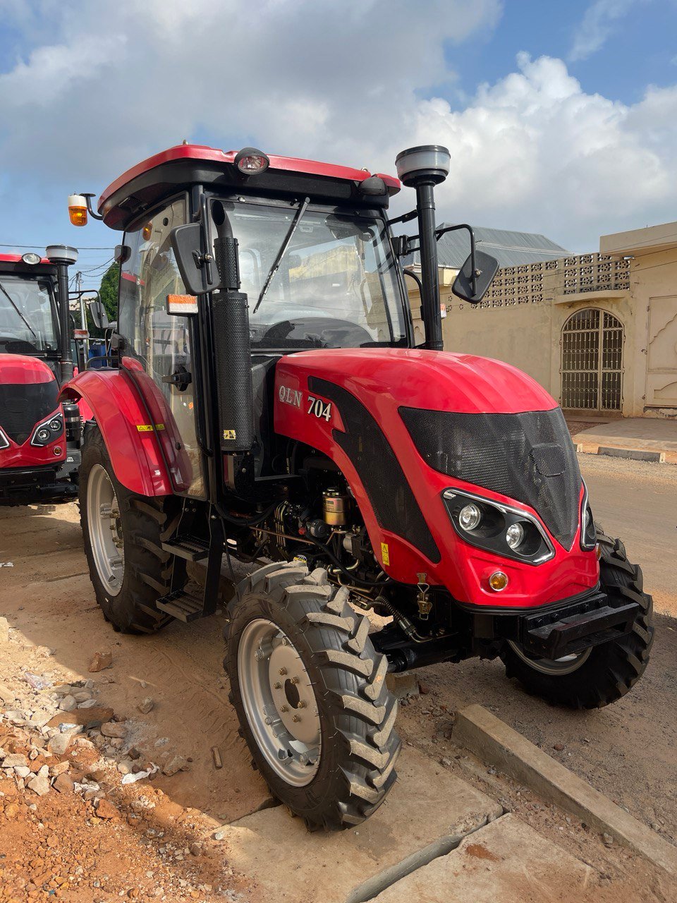 SONALIKA ou QLN : comment choisir votre tracteur ?